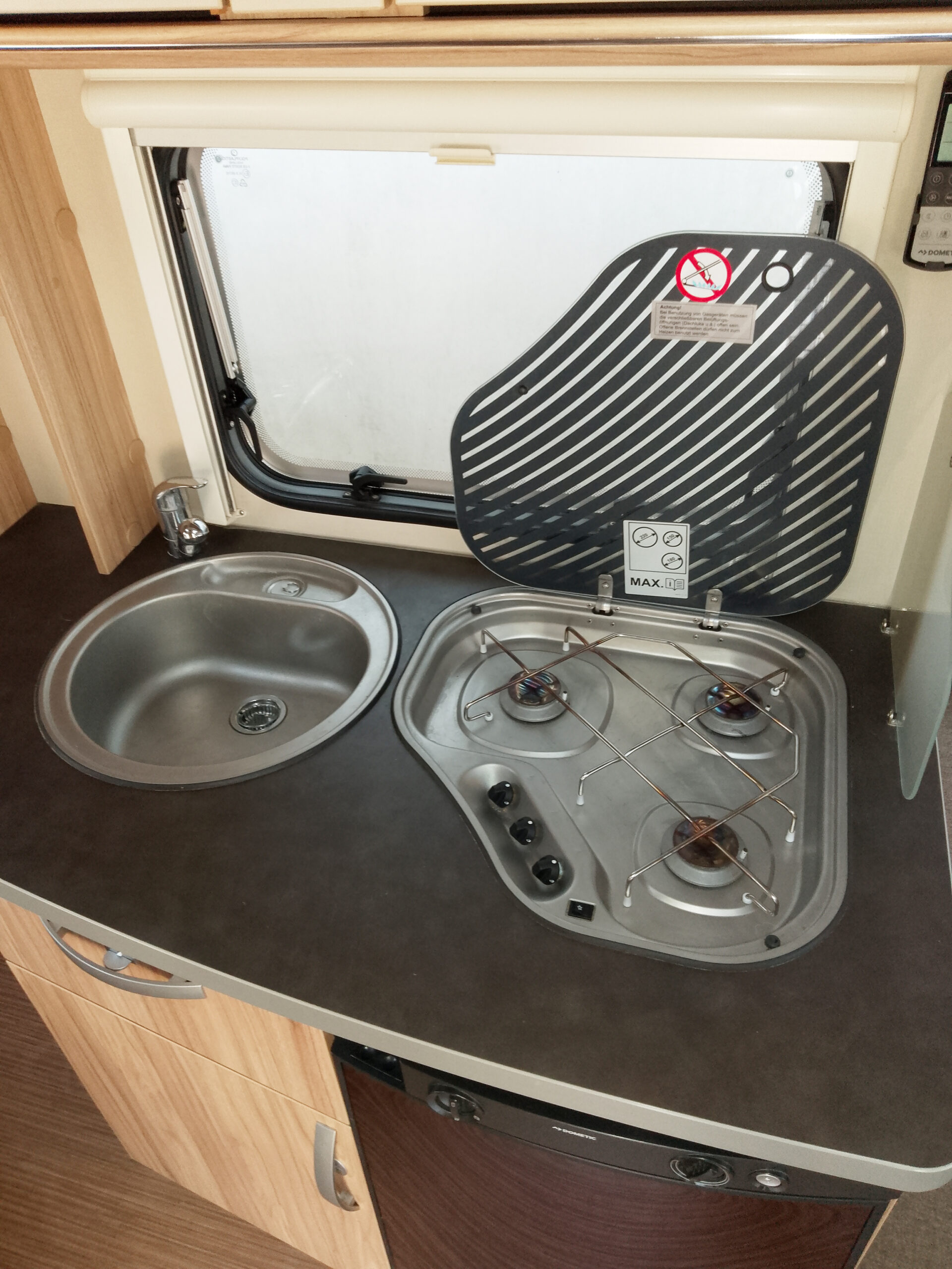 USATO caravan ERIBA NOVA LIGHT - immagine 18