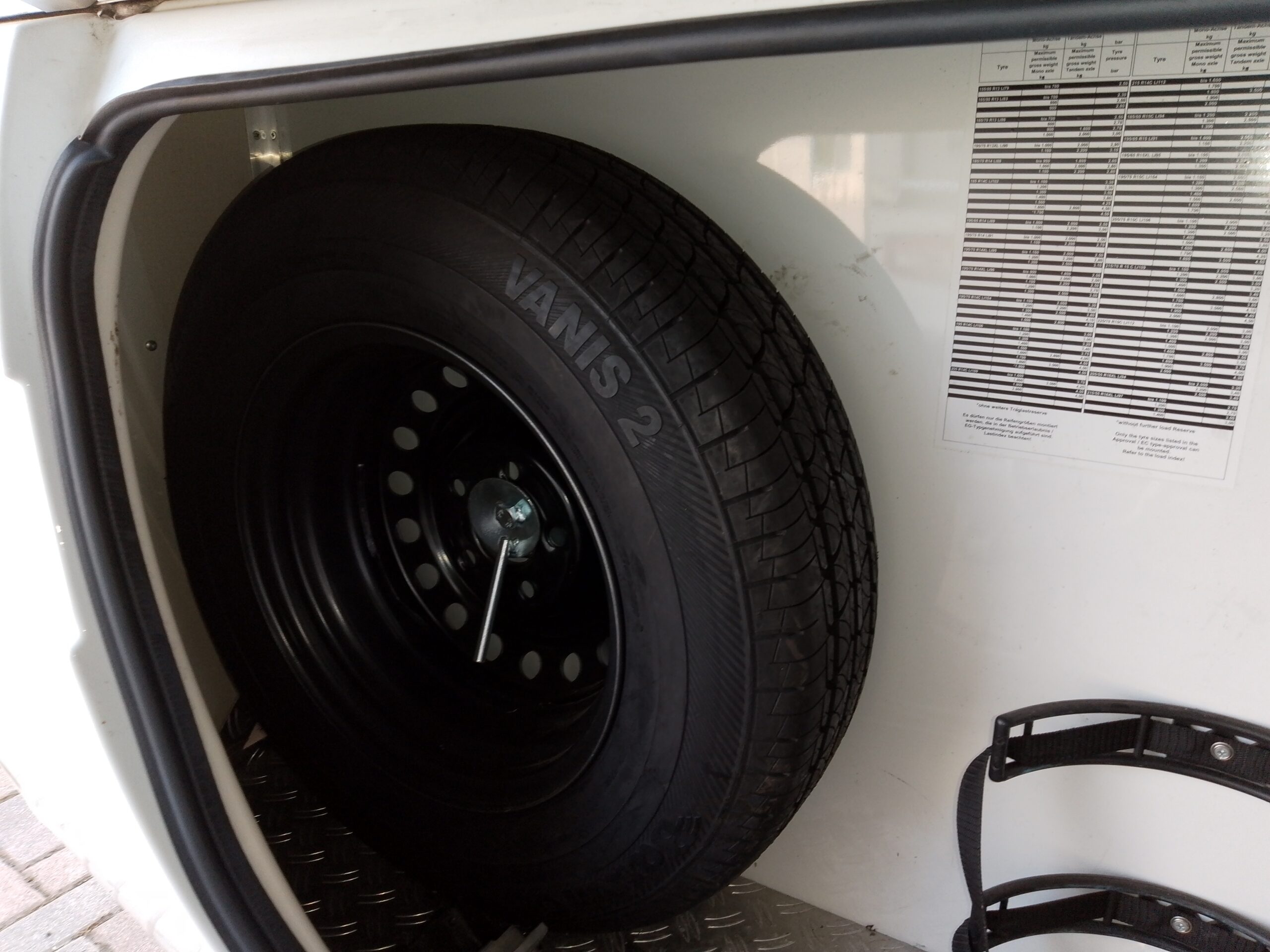 USATO caravan ERIBA NOVA LIGHT - immagine 38