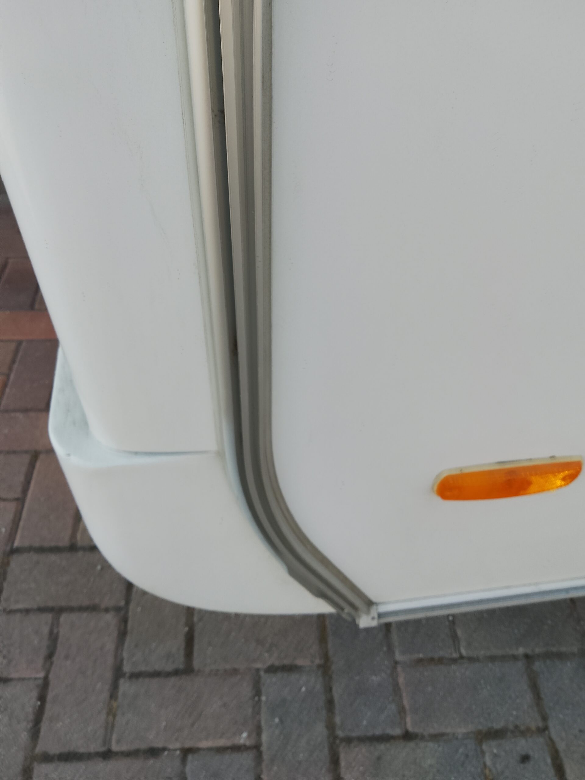 USATO caravan ERIBA NOVA LIGHT - immagine 8