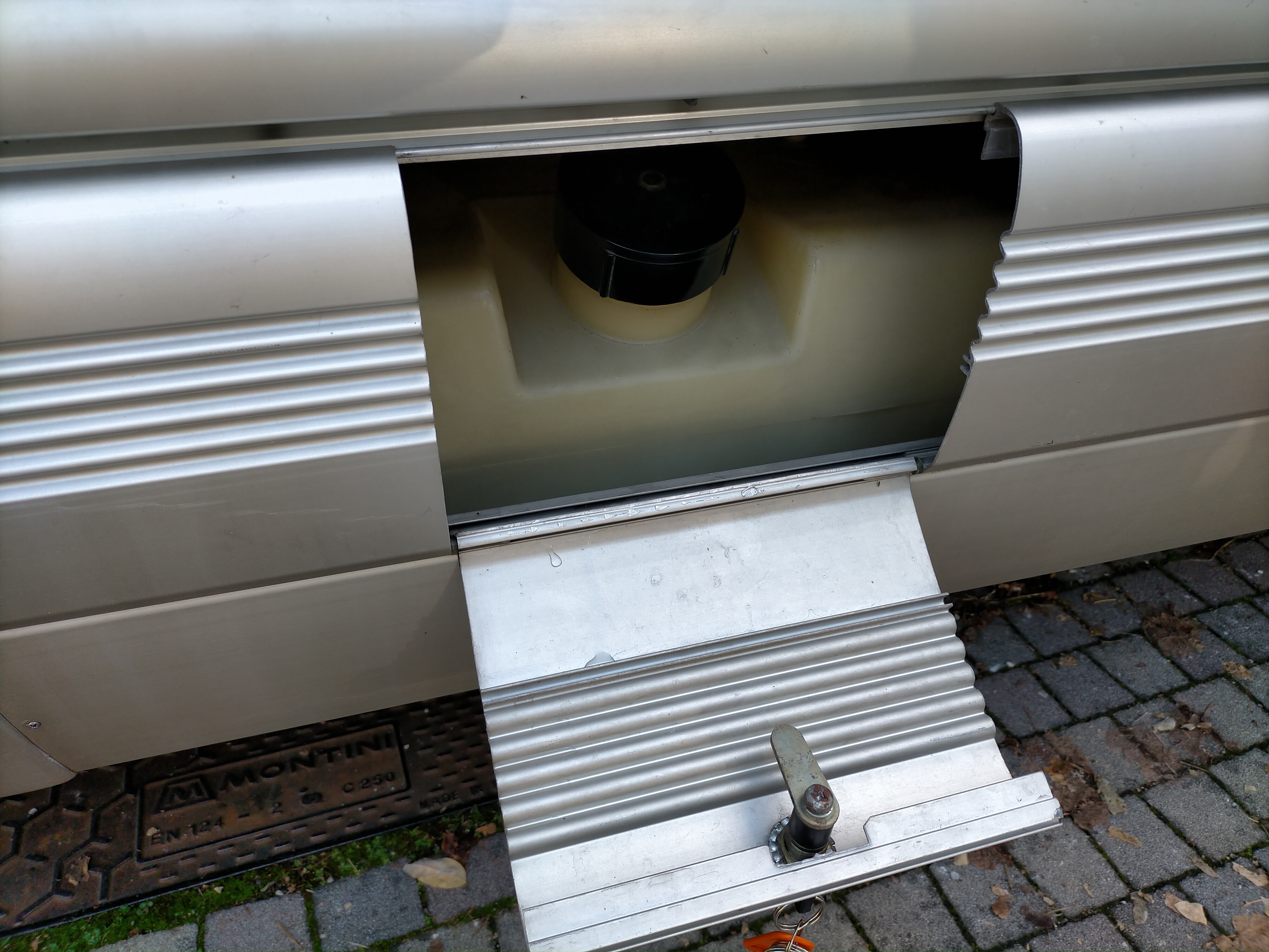 USATO Camper Laika Ecovip 4 su Ford Transit - immagine 37