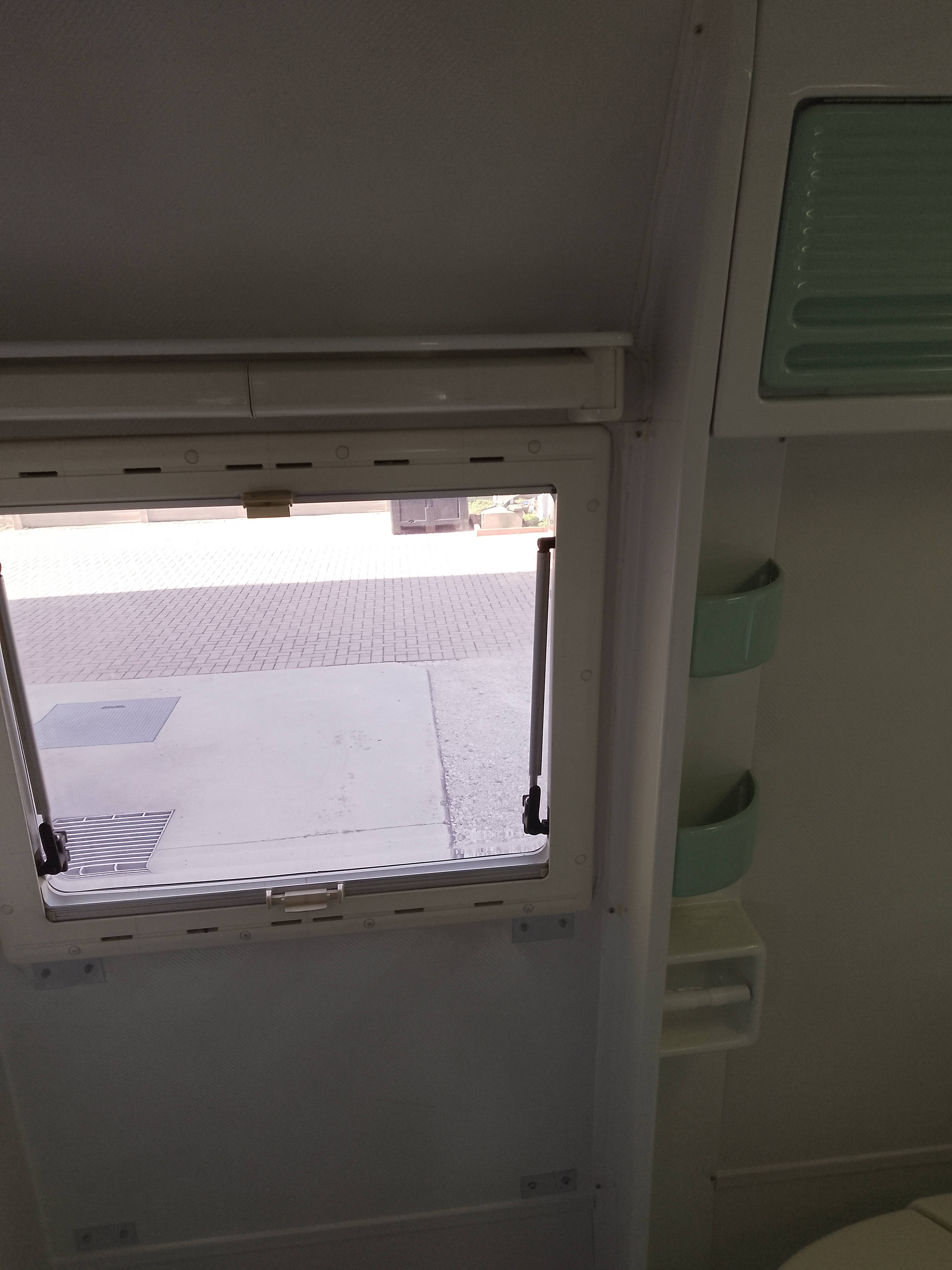 USATO Camper Laika Ecovip 4 su Ford Transit - immagine 5