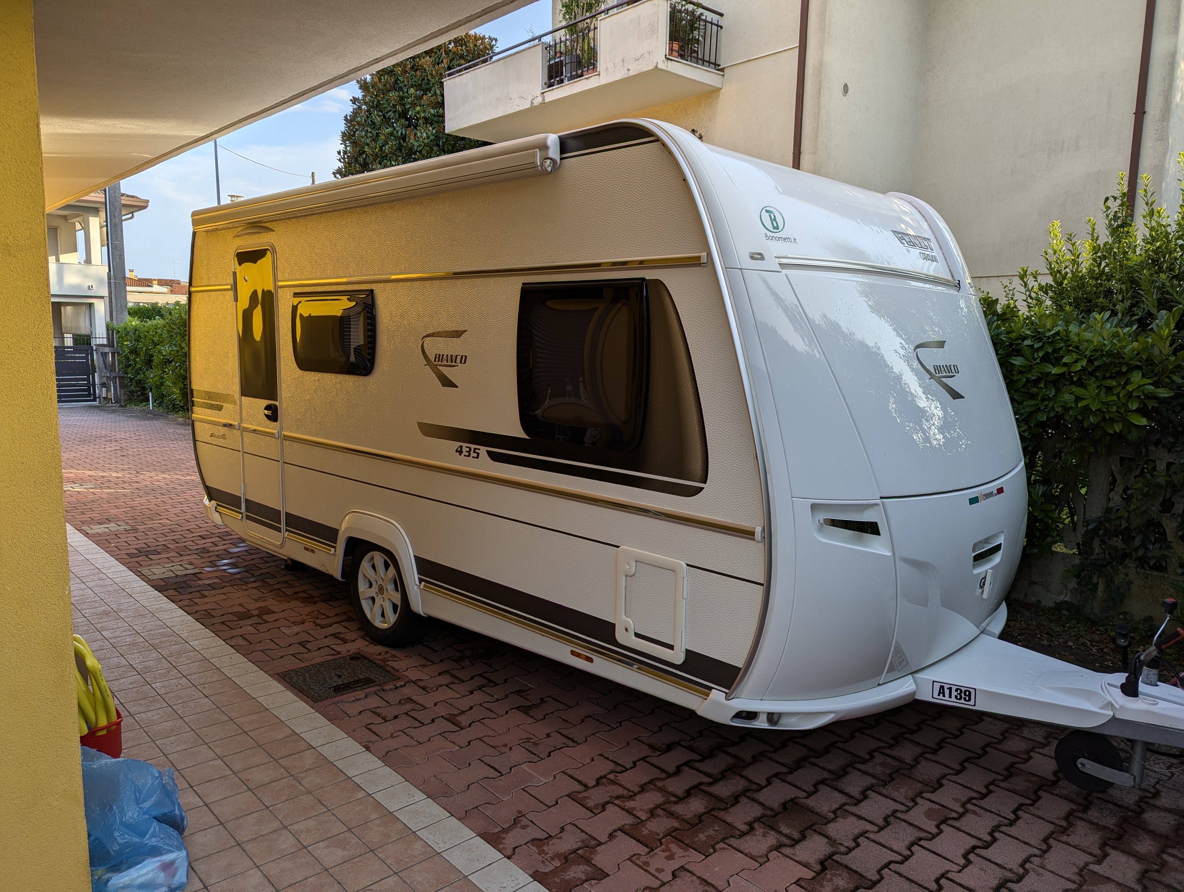 USATO CARAVAN FENDT BIANCO 435 - immagine 5