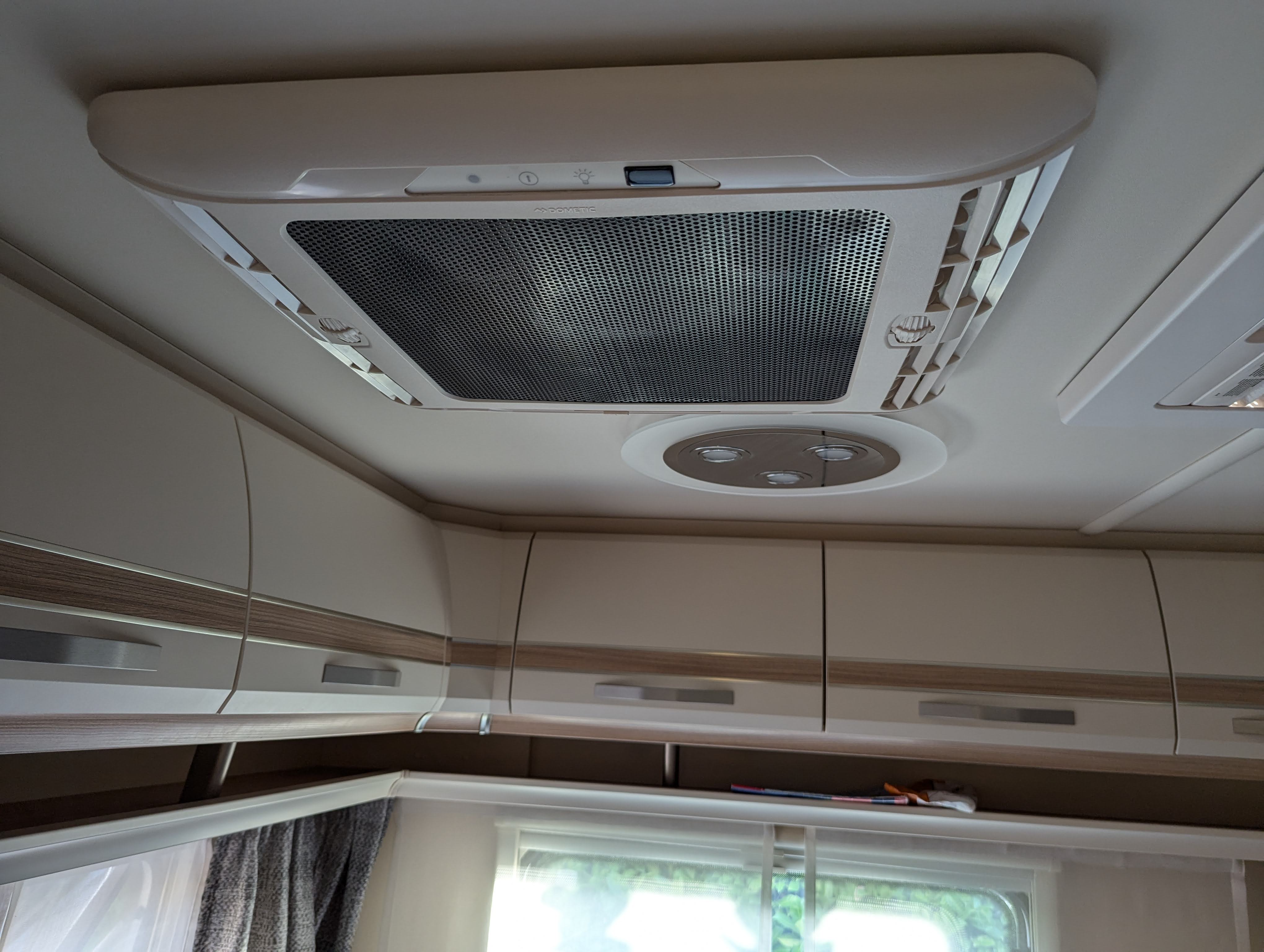 USATO CARAVAN FENDT BIANCO 435 - immagine 10